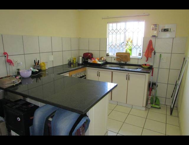 1 BEDROOM TOWNHOUSE FOR SALE IN WHITE RIVER EXT 16